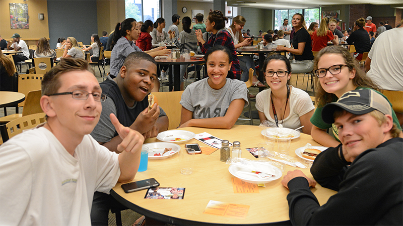 Students dining at Garvey